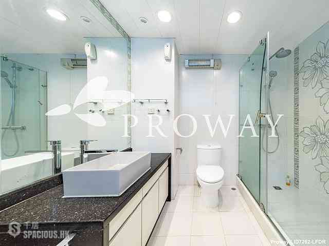 Mid Levels Central - Tregunter Tower 3 07