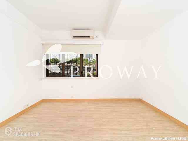 Chung Hom Kok - 19-25, Horizon Drive 09
