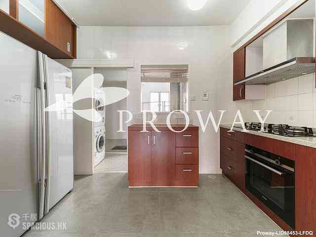 Chung Hom Kok - 30-36, Horizon Drive 12