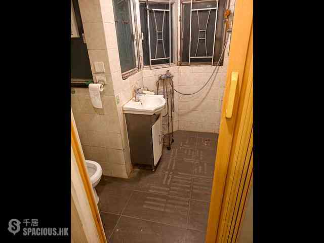 Sai Wan Ho - Hing Man Mansion 02