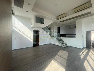 The Peak - Sunshine Villa 02