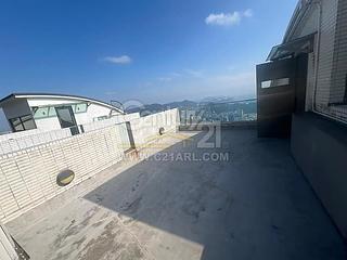 The Peak - Sunshine Villa 11