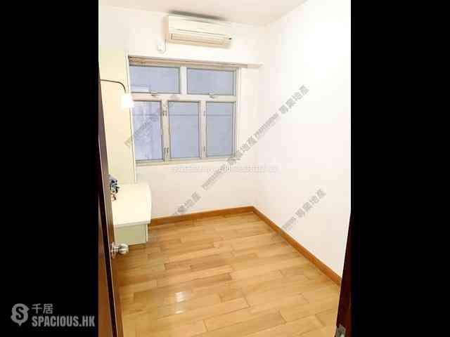 Sheung Wan - Ka On Building 05