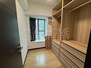 Sai Ying Pun - Centre Place 05