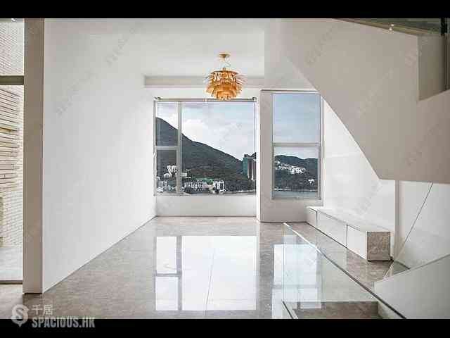 Repulse Bay - The Beachfront 09