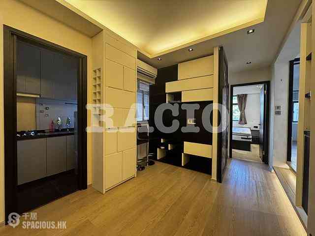 Sai Ying Pun - Tong Nam Mansion 02