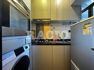 Sai Ying Pun - Tong Nam Mansion 03