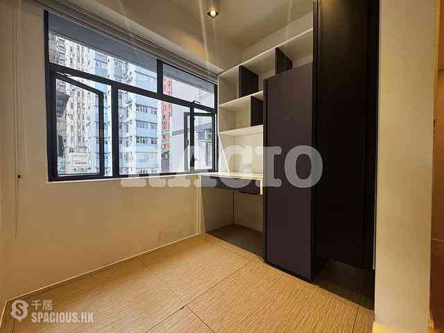 Sai Ying Pun - Tong Nam Mansion 08