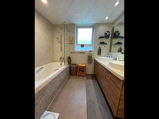 Mid Levels Central - Tregunter Block 1 07
