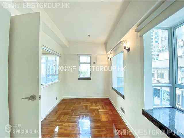 Mid Levels Central - Windsor Court 05