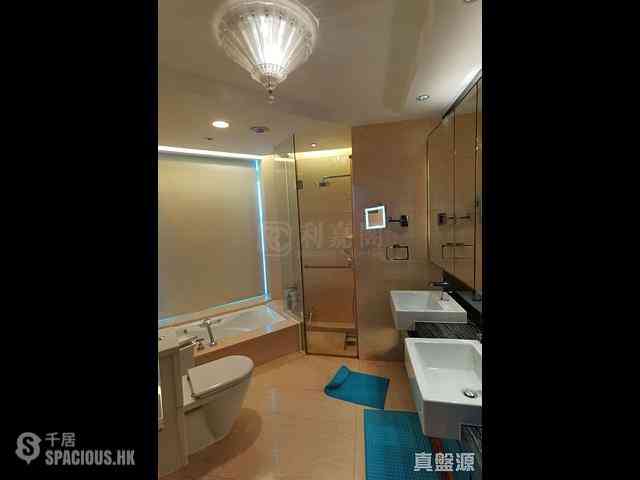 West Kowloon - The Cullinan (Tower 21 Zone 1 Sun Sky) 08