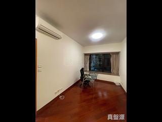 West Kowloon - The Arch Star Tower (Block 2) 03