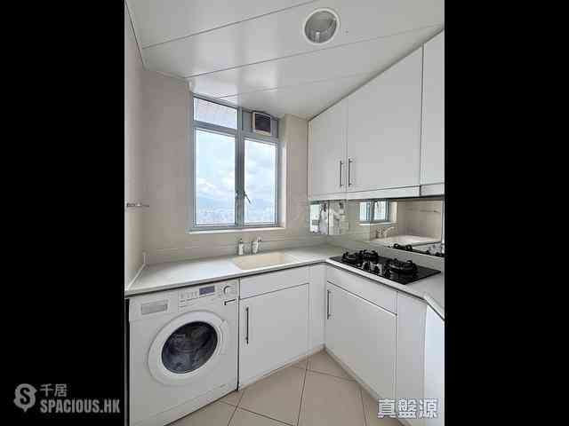 Tsim Sha Tsui - The Victoria Towers Tower 3 03