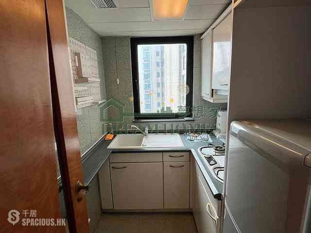Kennedy Town - University Heights 02