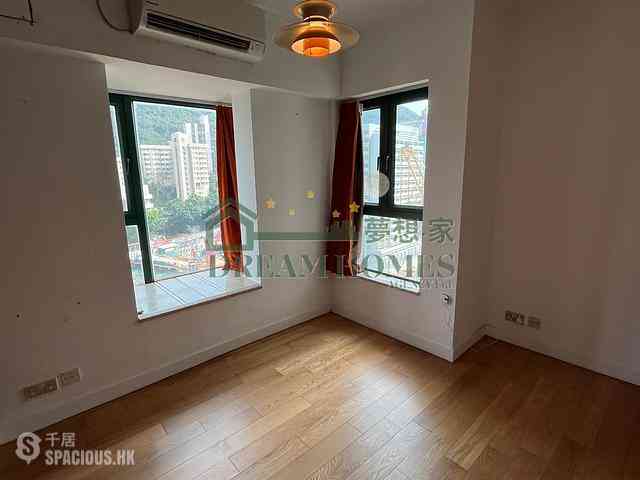 Kennedy Town - University Heights 07