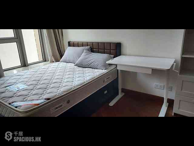 Wan Chai - The Avenue Phase 2 Block 2 02