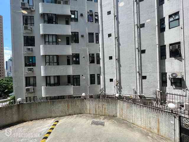 Mid Levels Central - Hong Lok Mansion 08