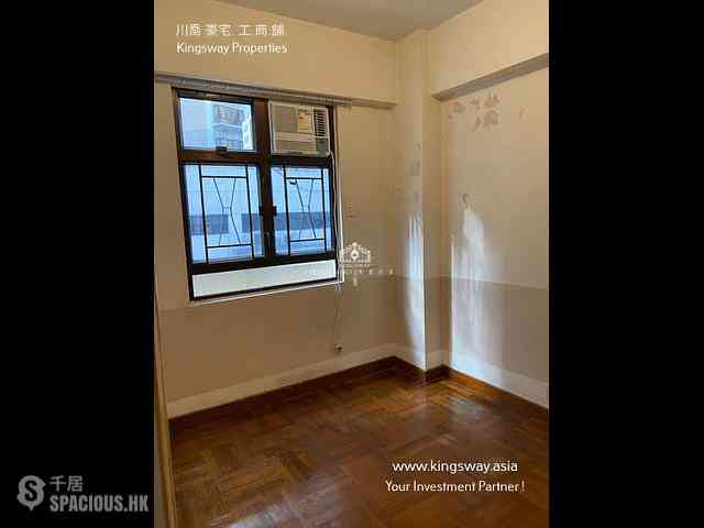 Sai Ying Pun - 49-49A, Bonham Road 08