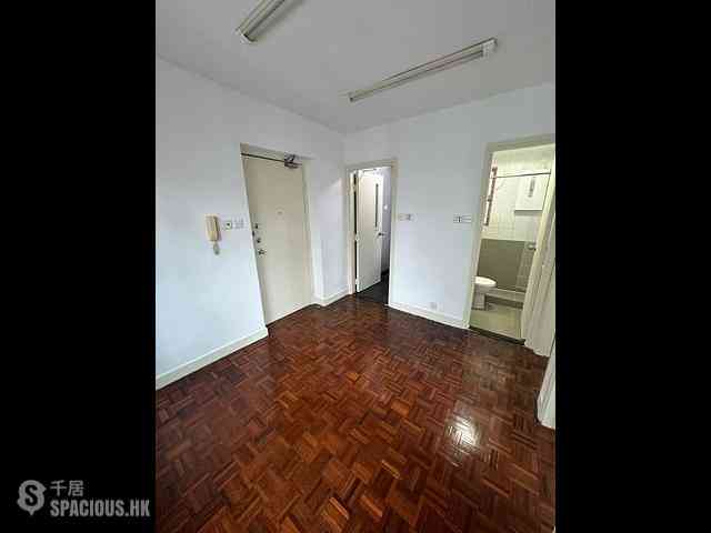 Mong Kok - Orchid Court 10