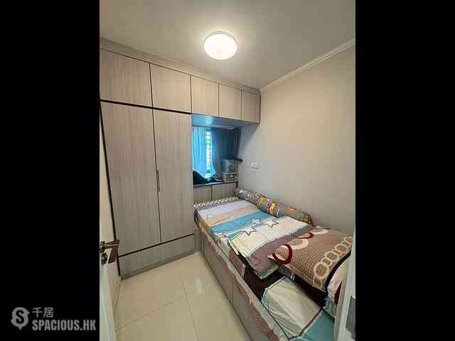 Hung Hom - Laguna Verde Phase 1 Green Wood Block 2 03