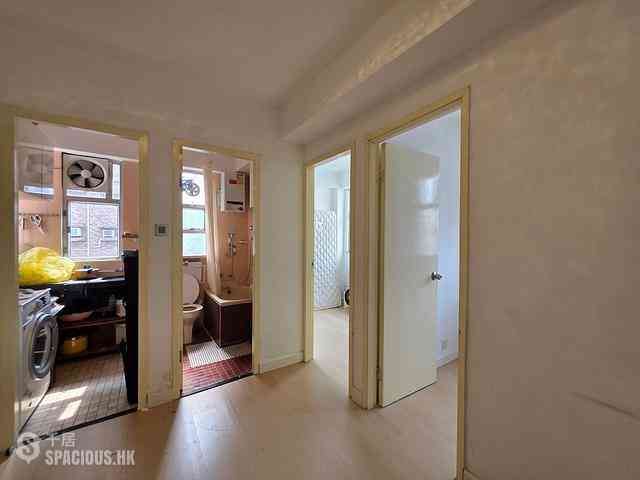 Sai Ying Pun - Yee Shun Mansion 02