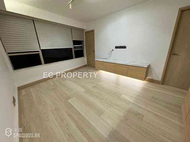 Stubbs Road - The Notting Hill 02