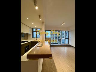 Sai Ying Pun - Island Crest Block 1 05