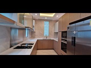 Repulse Bay - 110, Repulse Bay Road 16