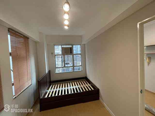 Wan Chai - Eastman Court 04