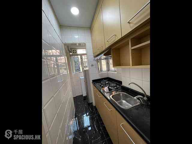 Wan Chai - Eastman Court 05