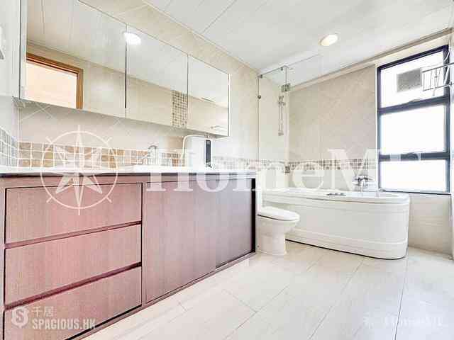 Repulse Bay - Ruby Court 03
