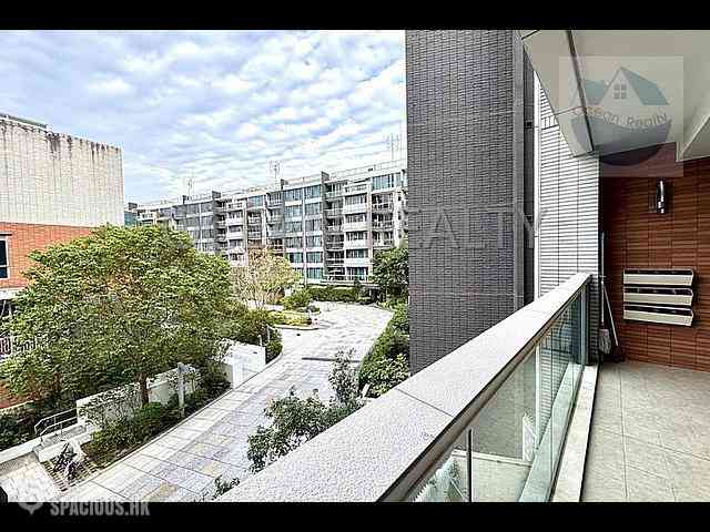Clear Water Bay - Mount Pavilia 02