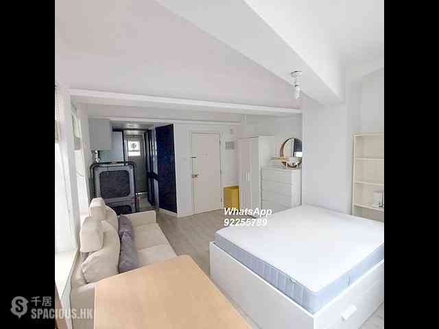 Sai Ying Pun - 227, Queen's Road West 02