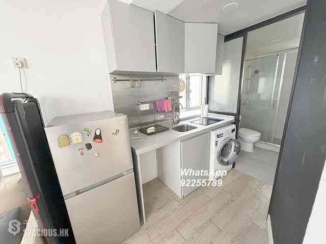 Sai Ying Pun - 227, Queen's Road West 05