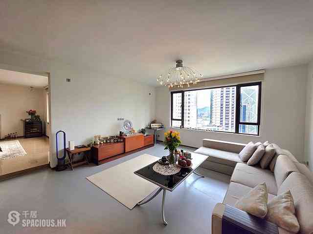 Mid Levels Central - Chung Tak Mansion 01