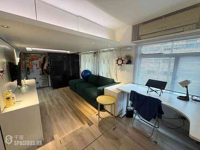 Sheung Wan - Midland Centre Block B 04