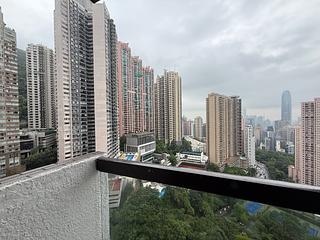 Mid Levels Central - May Tower Block 1 07