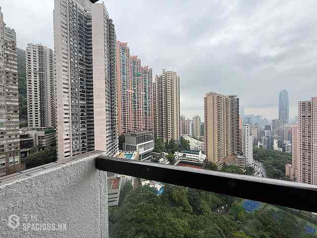 Mid Levels Central - May Tower Block 1 07