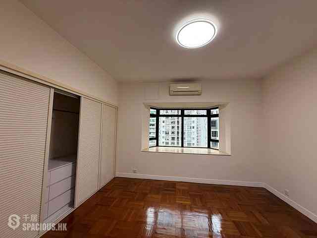 Mid Levels Central - Kennedy Heights 10