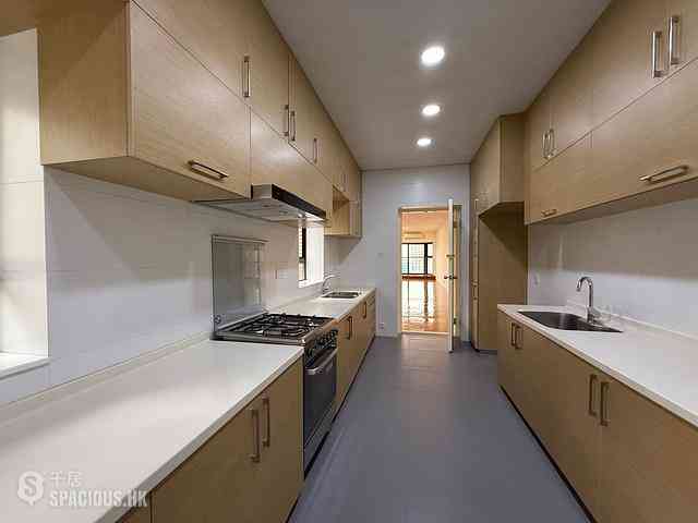 Mid Levels Central - Kennedy Heights 13