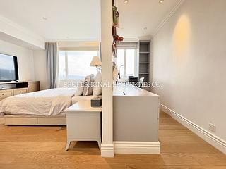 Stubbs Road - Evergreen Villa 05