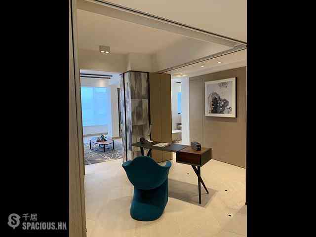 Causeway Bay - Miami Mansion 05