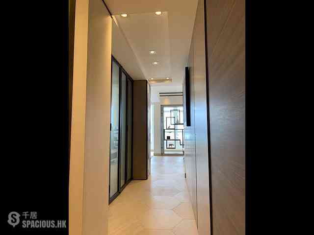 Causeway Bay - Miami Mansion 09