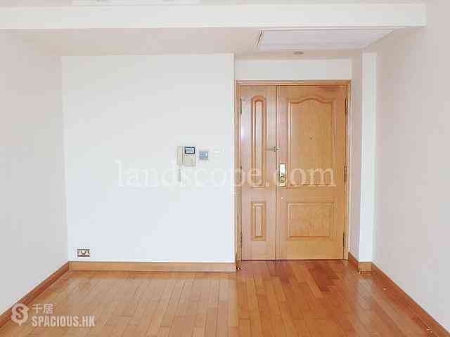 Mid Levels Central - Fairlane Tower 03