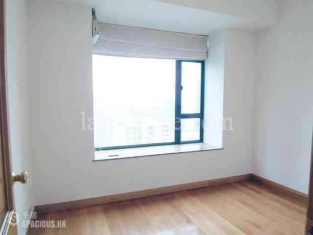 Mid Levels Central - Fairlane Tower 06