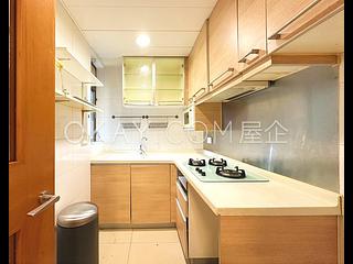 Wan Chai - The Zenith 12