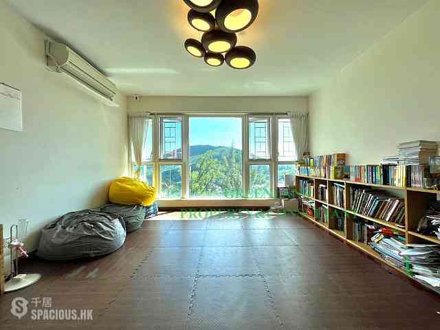 Clear Water Bay - Hillview Court 02