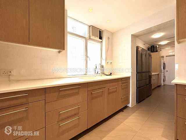 Stubbs Road - Evergreen Villa 30