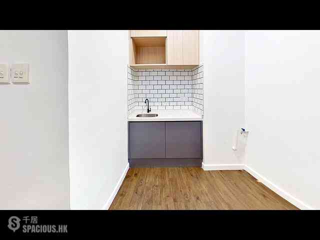 Sheung Wan - 113-115, Wing Lok Street 08