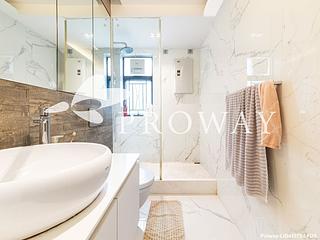 Repulse Bay - Grand Garden Block 2 10